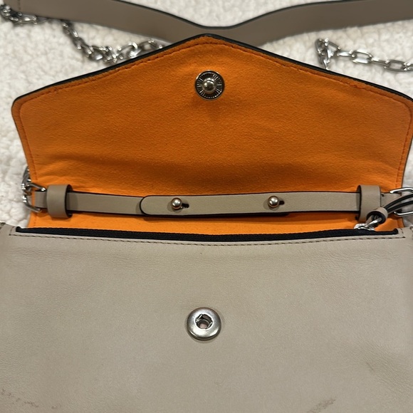 Rag & Bone Atlas Convertible Crossbody Leather Light Khaki With Orange Interior - Picture 9 of 15